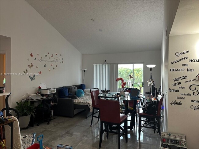 Building Photo - 12124 Saint Andrews Pl Unit 304