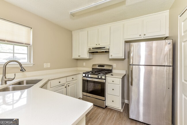 Photo - 3340 Glen Hollow Dr