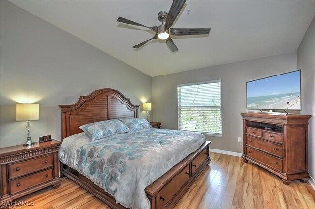 Photo - 10060 Lake Cove Dr Unit 301