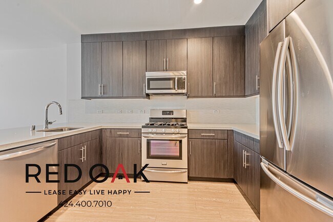 Photo - Gorgeous One Bedroom with Stainless Steel ... Unit 714