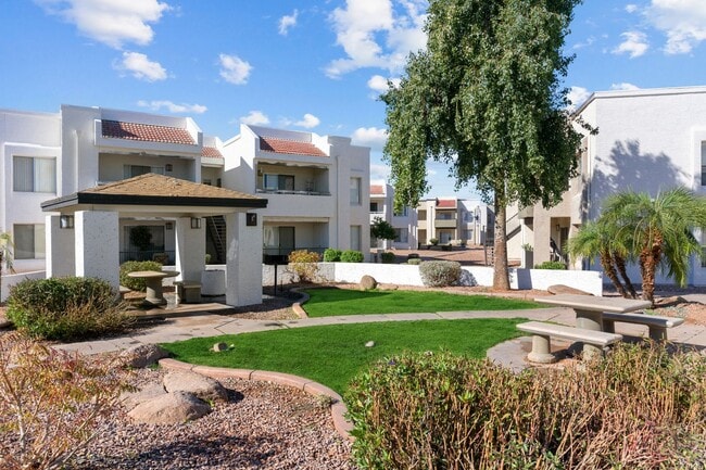 Saltera Apartments