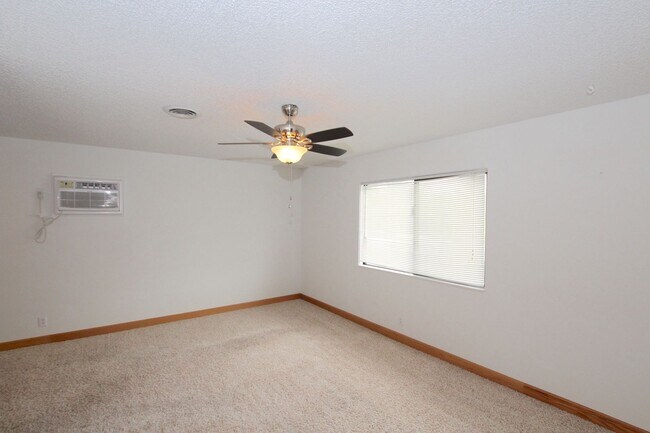 Photo - Condo for Lease on the West-side of Great ... Unidad 206