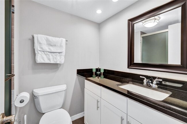 Building Photo - 3215 Gulf Shore Blvd N Unit 704N Rental