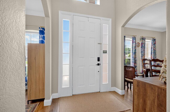 Photo - 353 Lake Amberleigh Dr