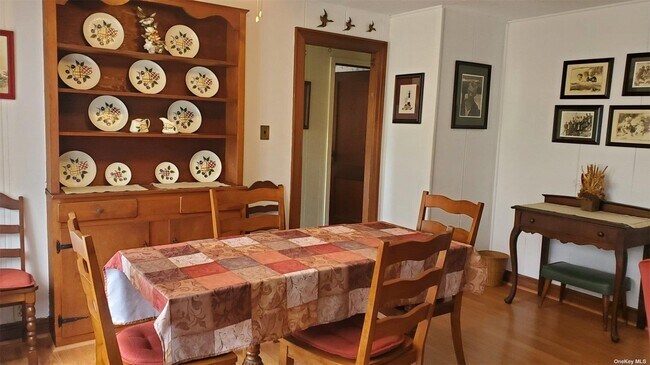 Photo - 250 Cottage Walk