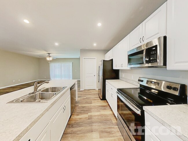 Photo - 95 Prairie Falcon Dr