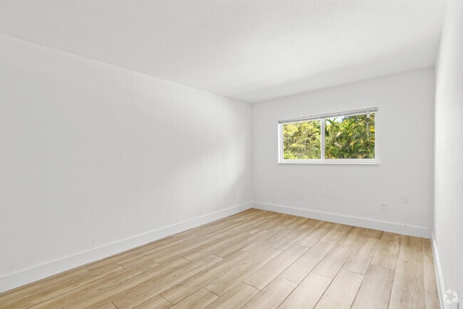 2 BR, 1 BA - 725SF - Bedroom