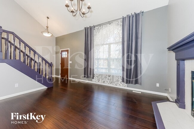 Photo - 700 Canter St