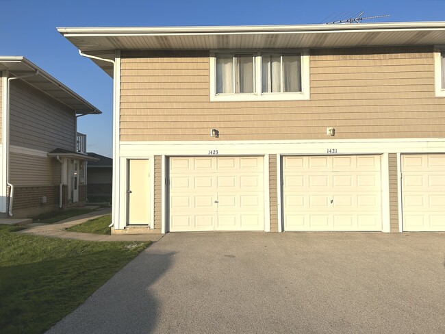 Photo - 1423 Fremont Dr Condo