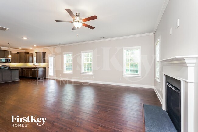 Photo - 558 Dorchester St