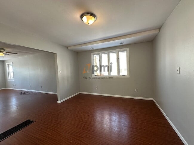 Photo - 13340 Fir St