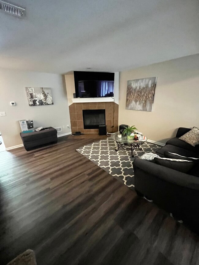 Photo - 1821 NE Knollbrook St