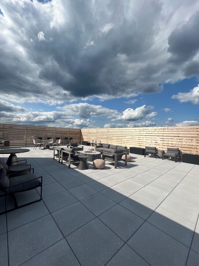 Canfield Park at Fairfield Metro Apartments For Rent in Bridgeport, CT