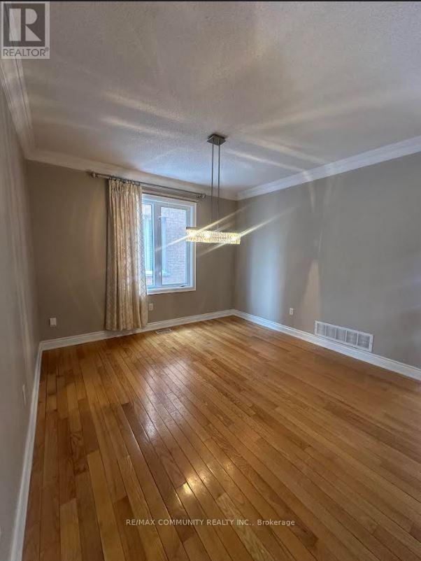 Photo - 40 Grand Oak Dr