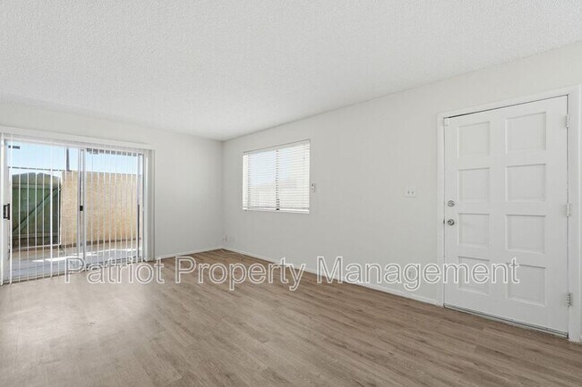 Photo - 1500 W Rio Salado Pkwy