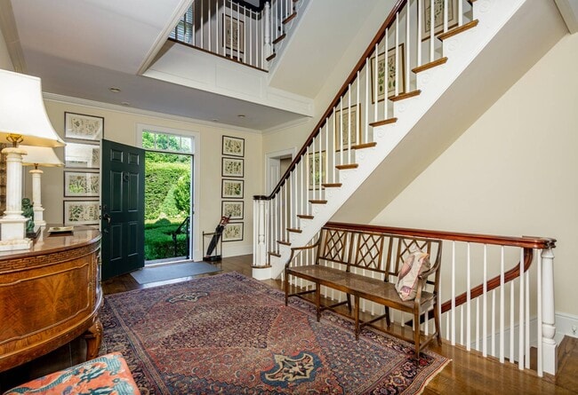 Photo - 561 Sagg Main St