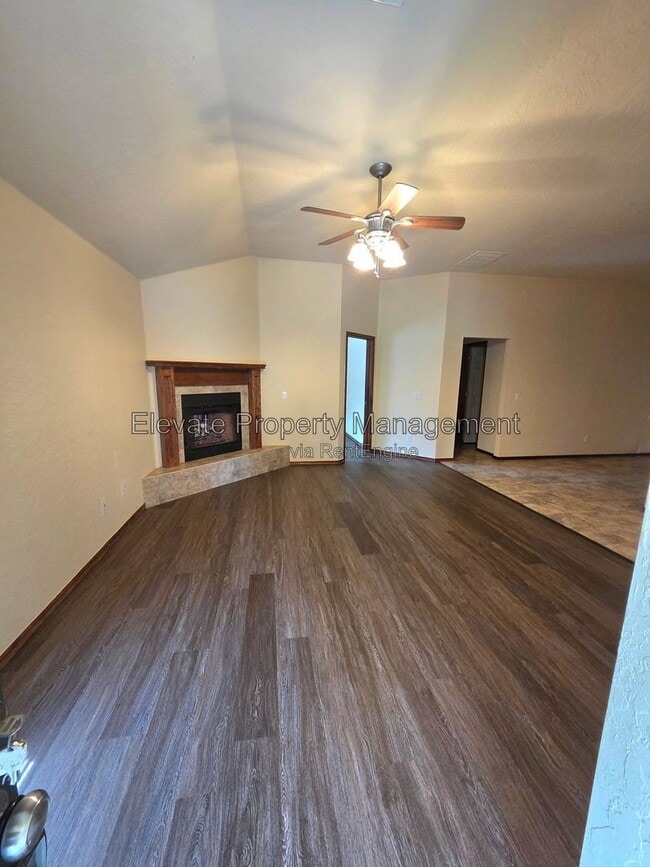 Photo - 804 SW 151st St Unit A