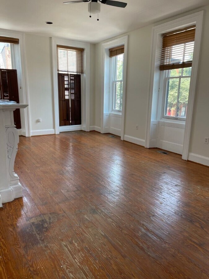 Photo - 1601 Shakespeare St Unit 1601 Shakespeare St. #2
