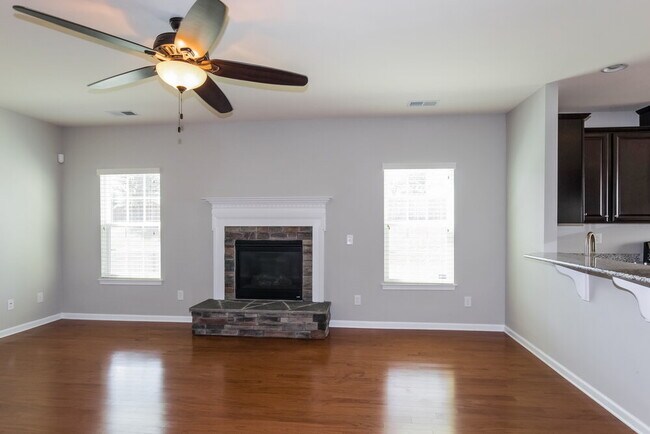 Photo - 12427 Lookout Point Dr