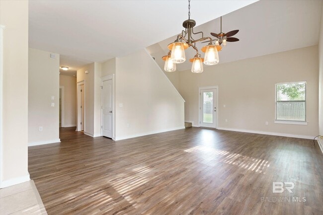 Photo - 8795 Bainbridge Dr