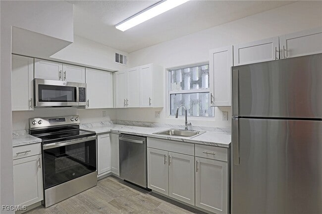 Photo - 2590 First St Unit 105