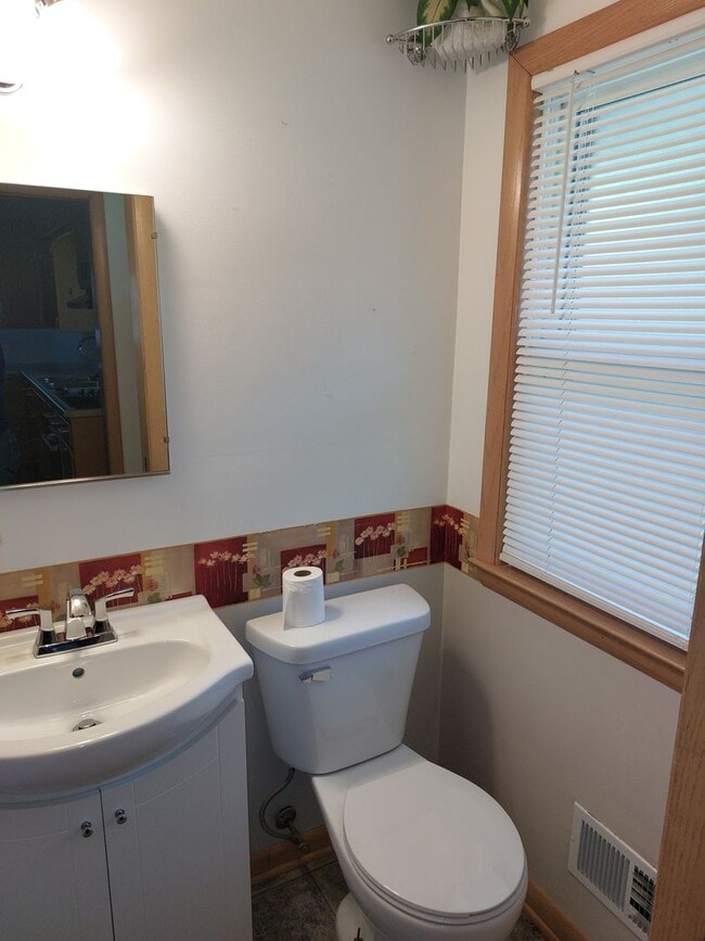 Photo - 3 bedroom 1.5 bath brick ranch home with f...