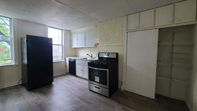 Photo - 302 Summit Ave Unit 2