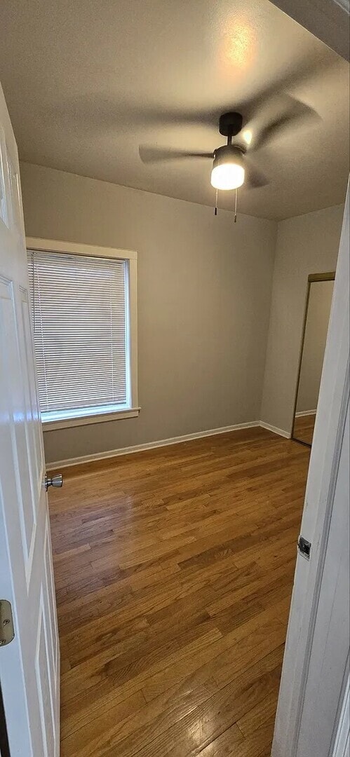 Photo - 2745 W Belmont Ave