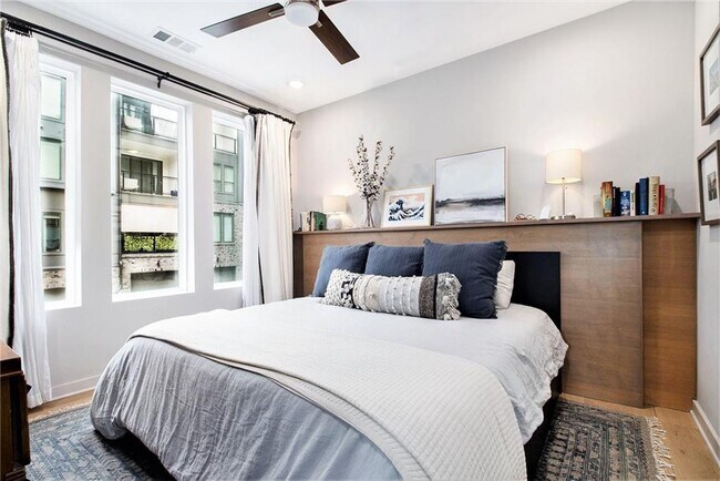 Photo - 395 Pratt Dr SE Unit 801