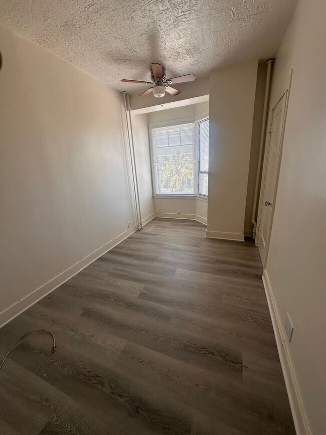 360 W Ocean Blvd Unit 701