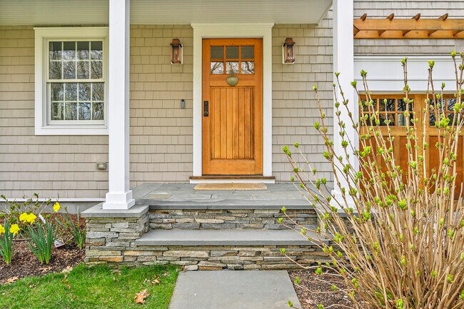 Photo - 104 Roton Ave