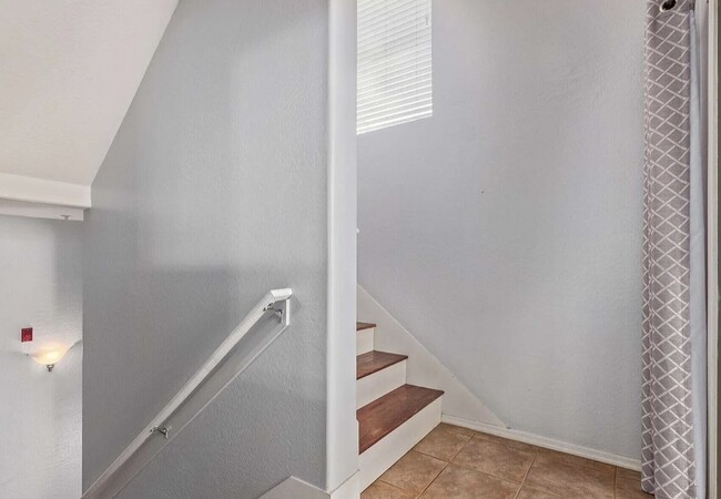 Photo - 3250 W Greenway Rd