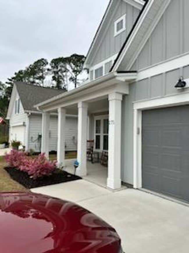 Photo - 275 Malind Bluff Dr