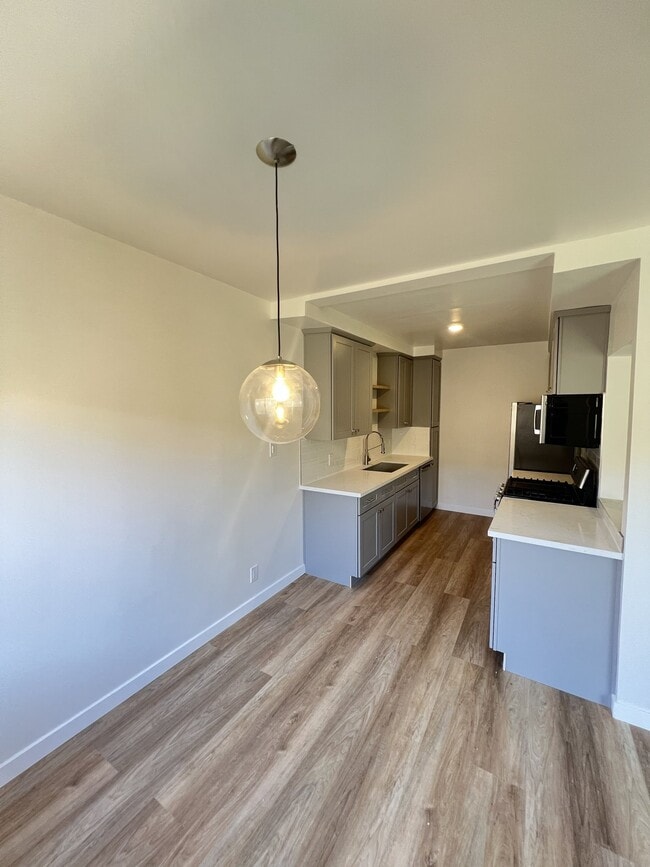 Photo - 1322 Amherst Ave Unit 1322-7