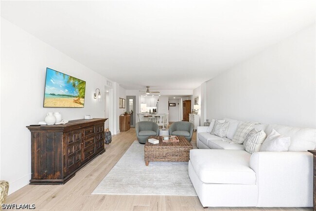 3 Bluebill Ave Unit 303