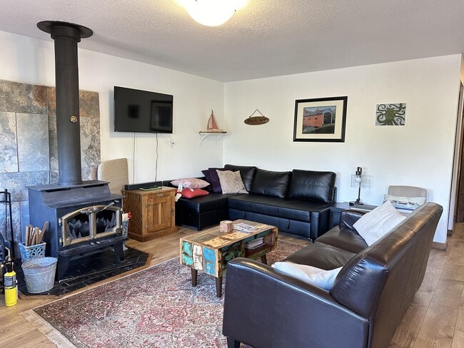 Photo - 230 Point Brown Ave SE