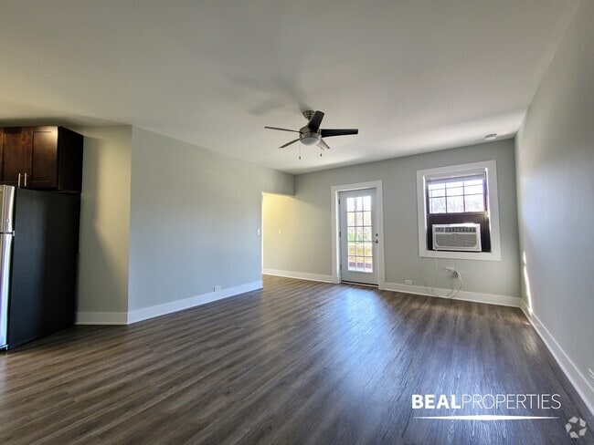 Building Photo - 730 Judson Ave Unit 2 bed Rental