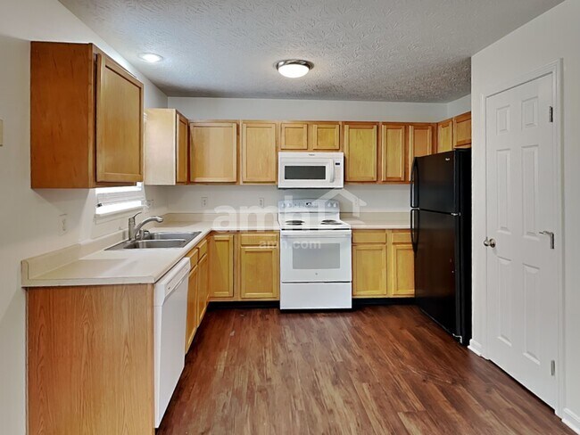 Photo - 2055 Whispering Wind Ln