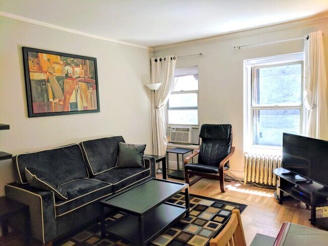 Building Photo - 1 bedroom in New York NY 10022 Unit 4r