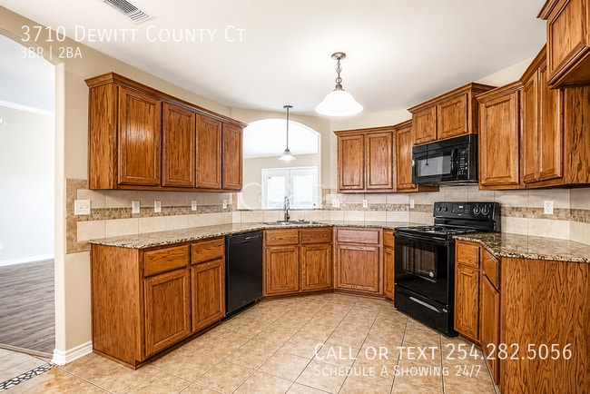 Photo - 3710 Dewitt County Ct