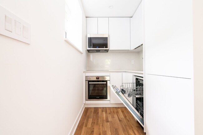 Photo - 1420 Kingston Rd Unit 104