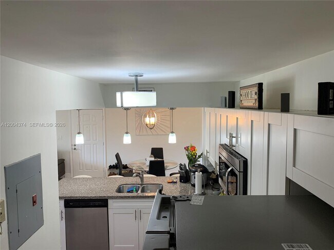 Photo - 8660 SW 212th St Unit 305