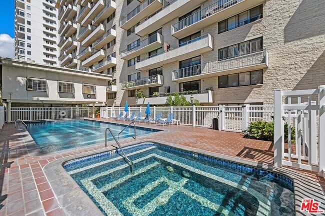 Building Photo - 10535 Wilshire Blvd Unit 601 Rental