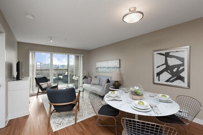 Photo - Village at Thunderbird Centre