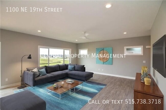 Photo - 1100 NE 19th St