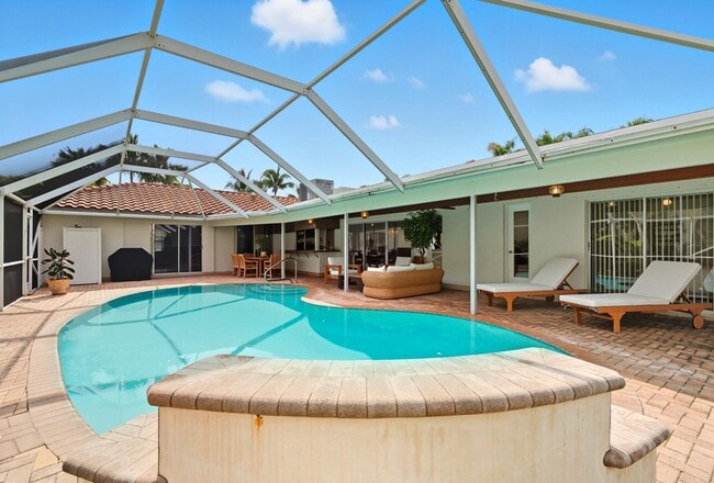 Building Photo - 1050 Gulfstream Way