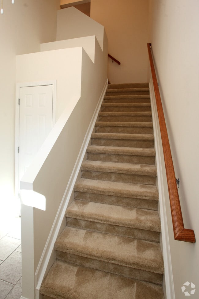 Robinhood Court Apartments and Villas