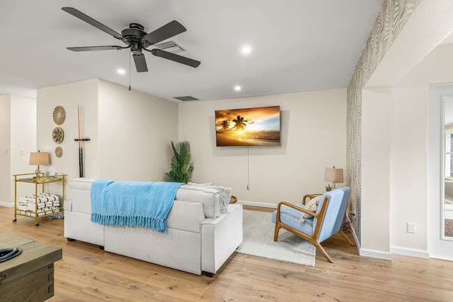 Photo - 10703 Del Prado Dr S Unit ID1023131P