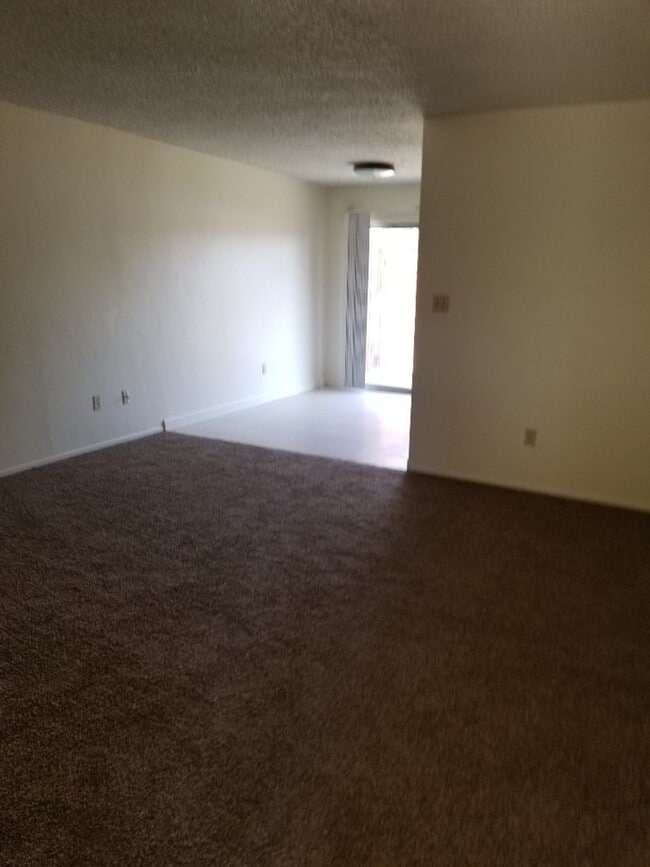Photo - 5101 Appleblossom Dr Unidad 05