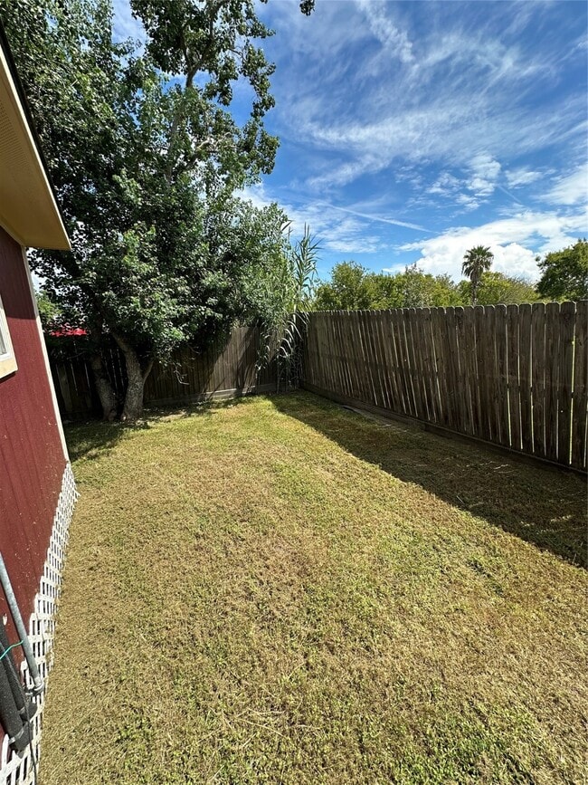 Building Photo - 2349 Avenue D